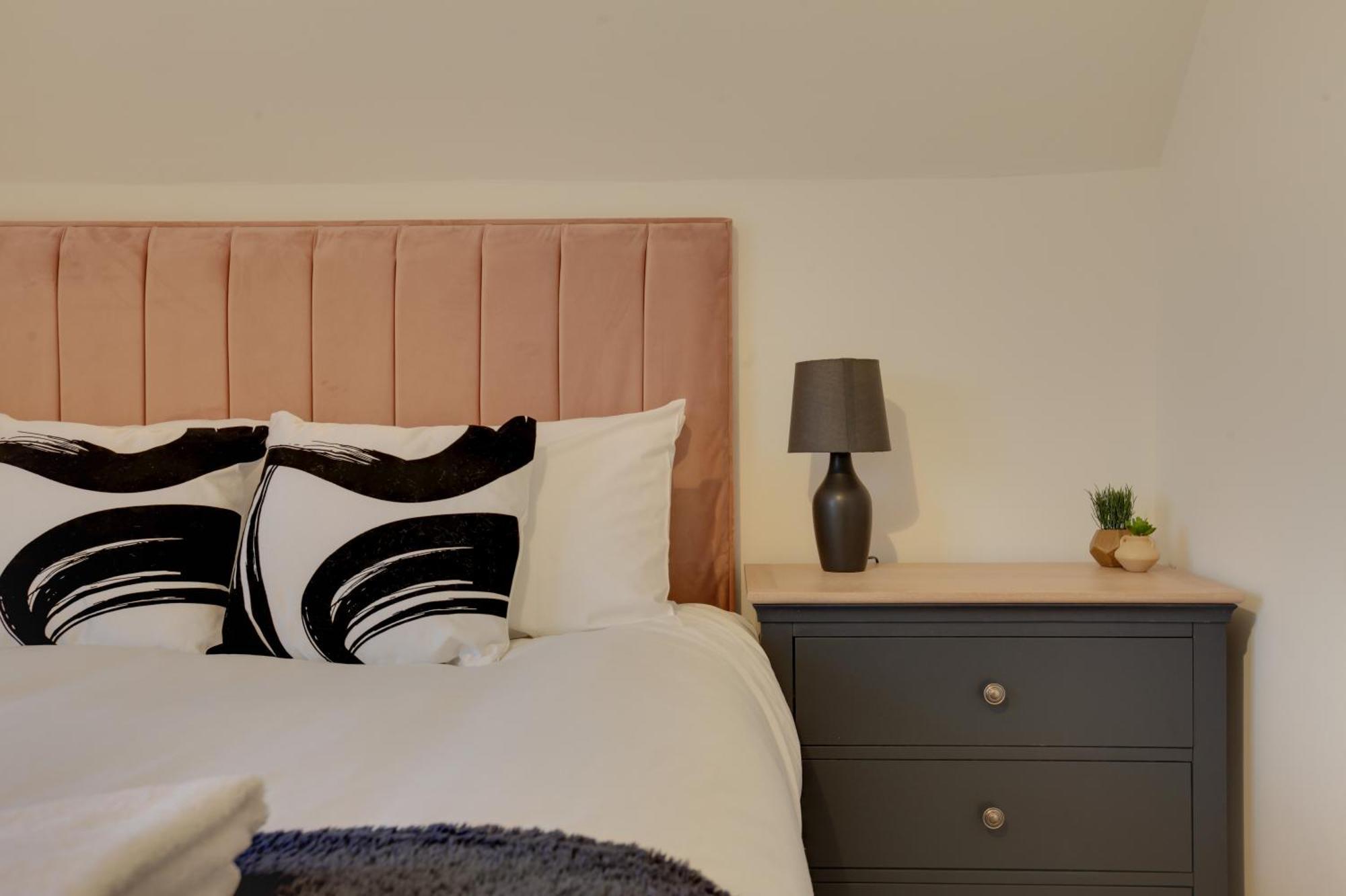 Kestrel Gardens Dunmow * Great Dunmow